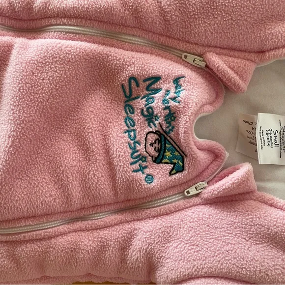 Baby Merlin’s Magic Sleep-suit pink size large (3-6 months 12-18 lbs) - Picture 2 of 7